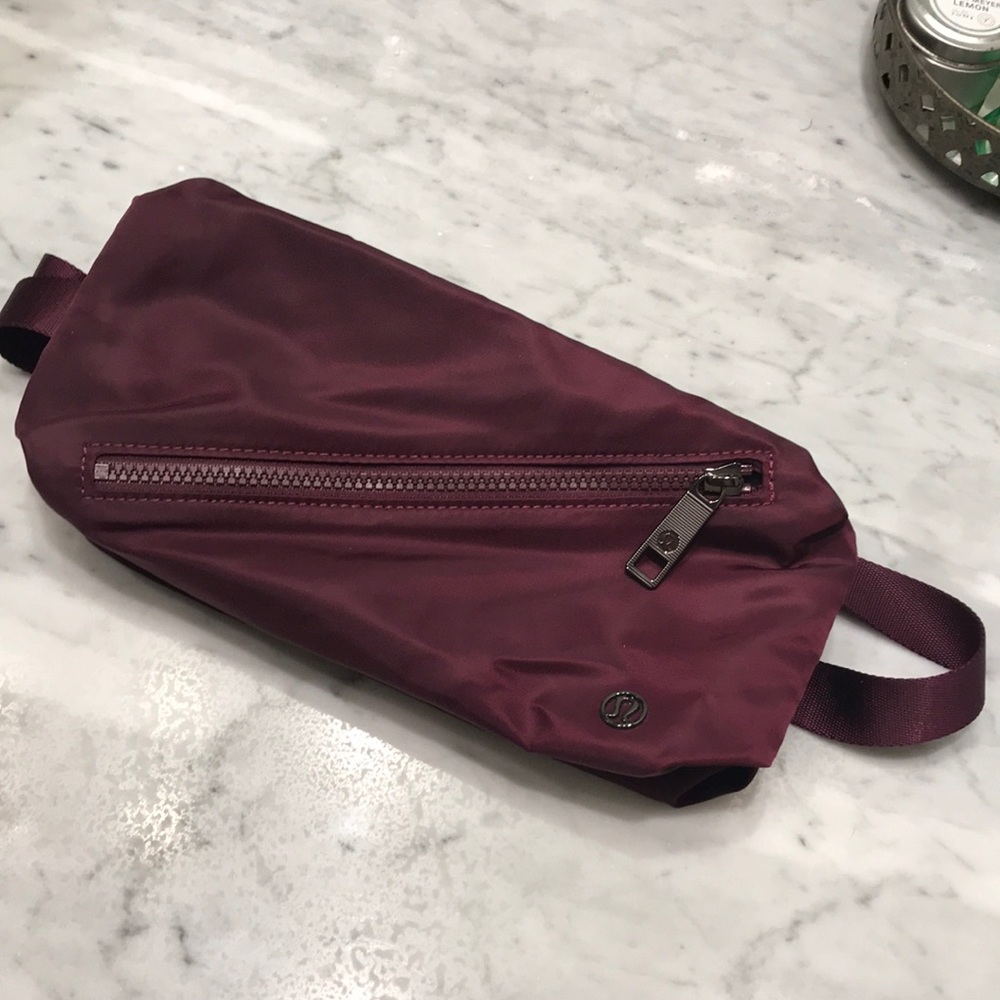Lululemon Fannie Pack